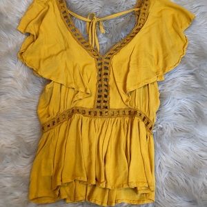 Open-back boho shirt